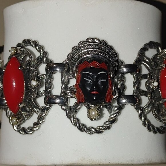 Vintage Selro Selini Bracelet MCM Red Black Enamel Lady Princess Faces Large - Picture 10 of 11
